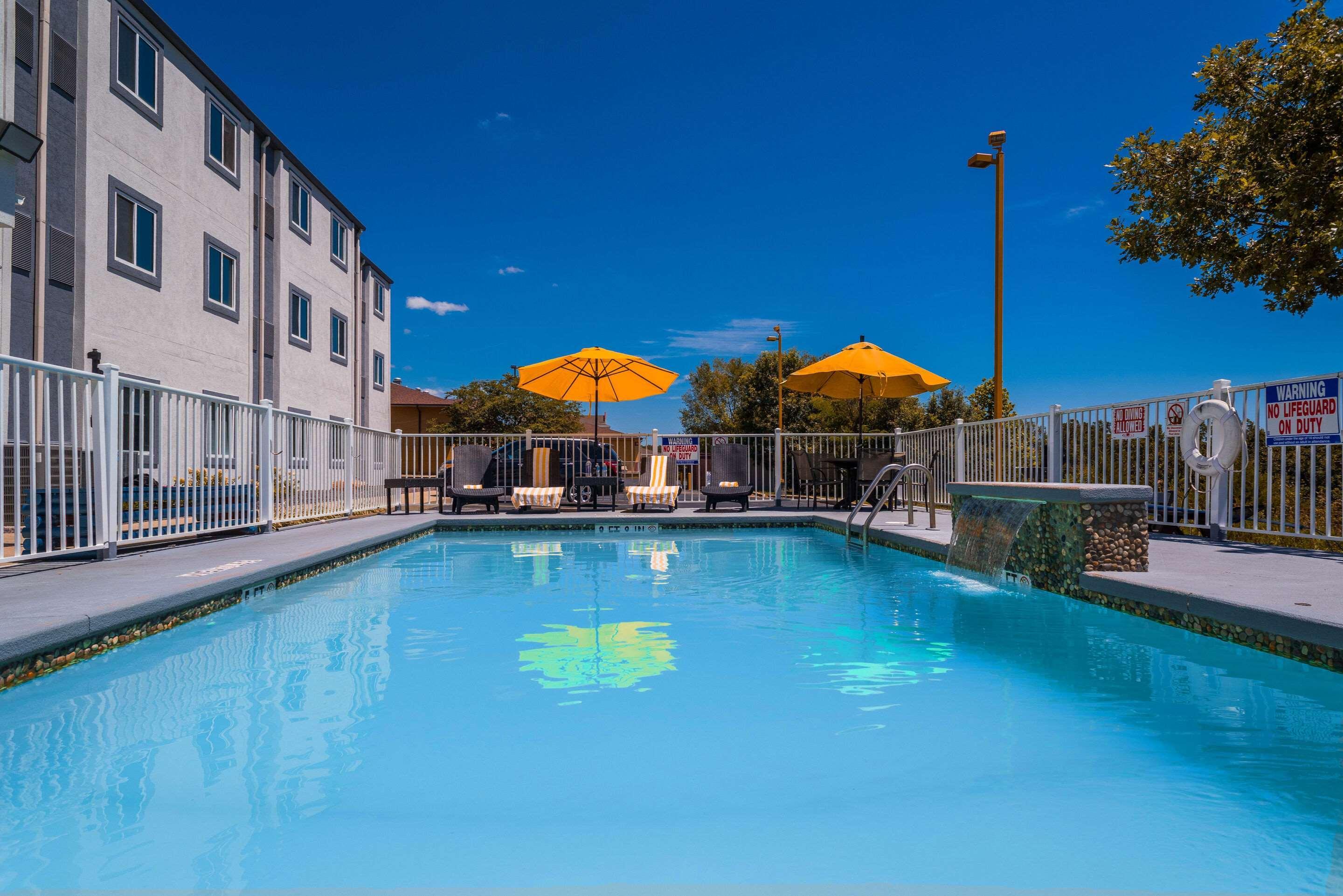 Studio Z, Ascend Hotel Collection Saint Robert Exterior foto