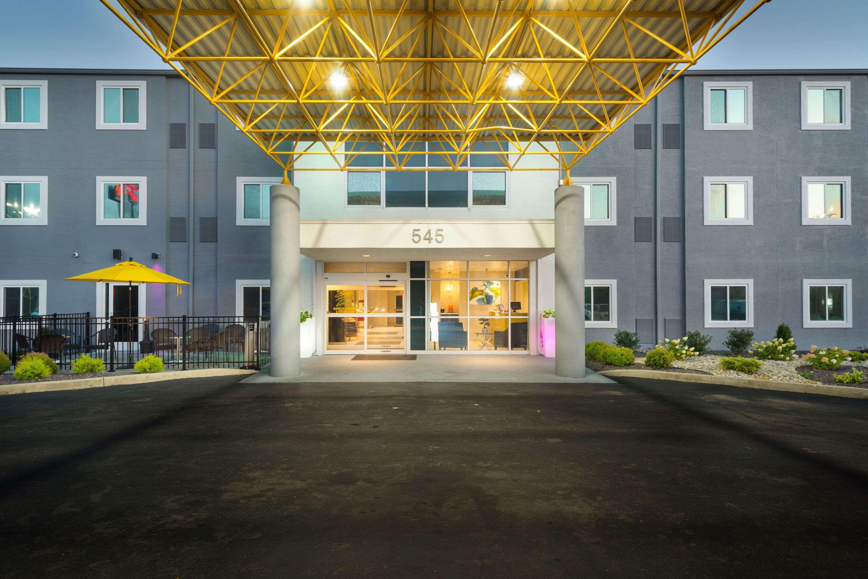 Studio Z, Ascend Hotel Collection Saint Robert Exterior foto